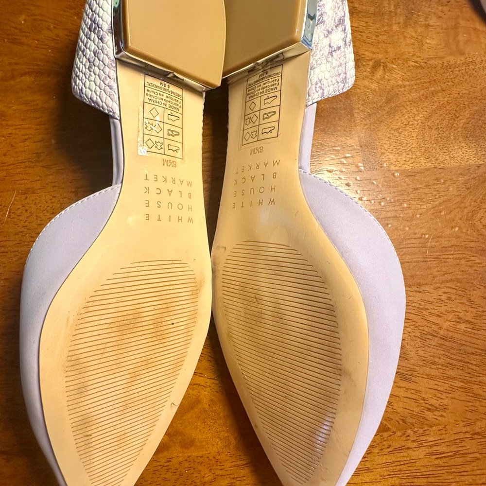 White House Black Market Lilac Textured D'Orsay Pointed Flats - Picture 3 of 5